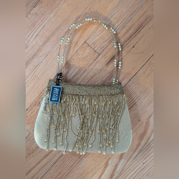 Bijoux Terner Gold Wristlet Clutch - Picture 1 of 6